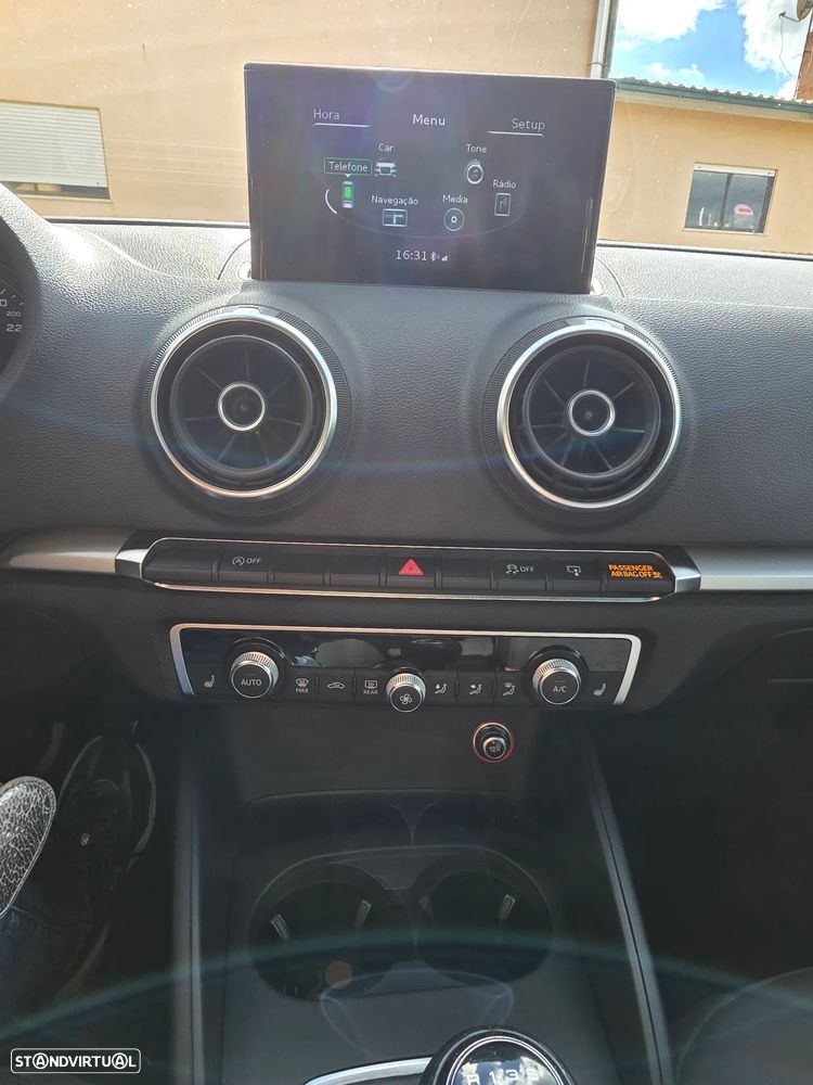 Audi A3 Sportback 1.6 TDI - 9