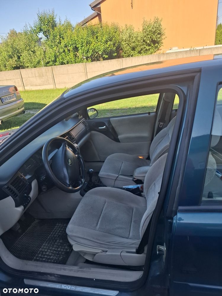 Opel Vectra - 5