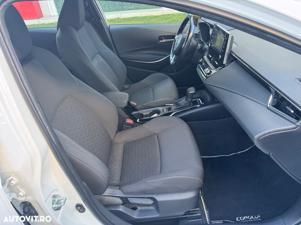 Toyota Corolla 1.8 Business Edition - 11