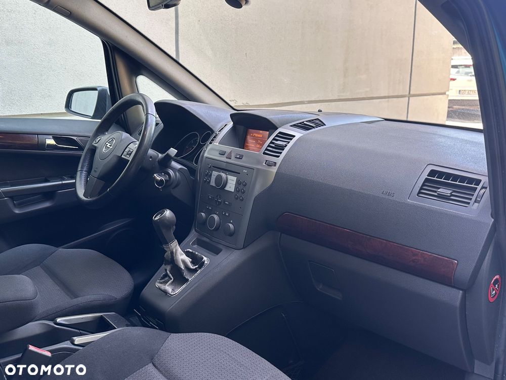 Opel Zafira 1.9 CDTI Edition - 8