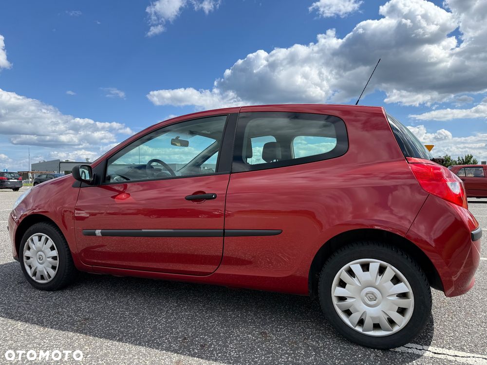 Renault Clio 1.2 16V Expression - 12