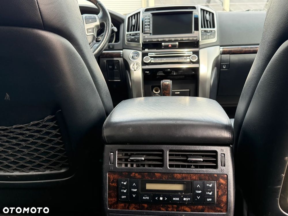 Toyota Land Cruiser LC 4.5 D-4D Prestige - 9