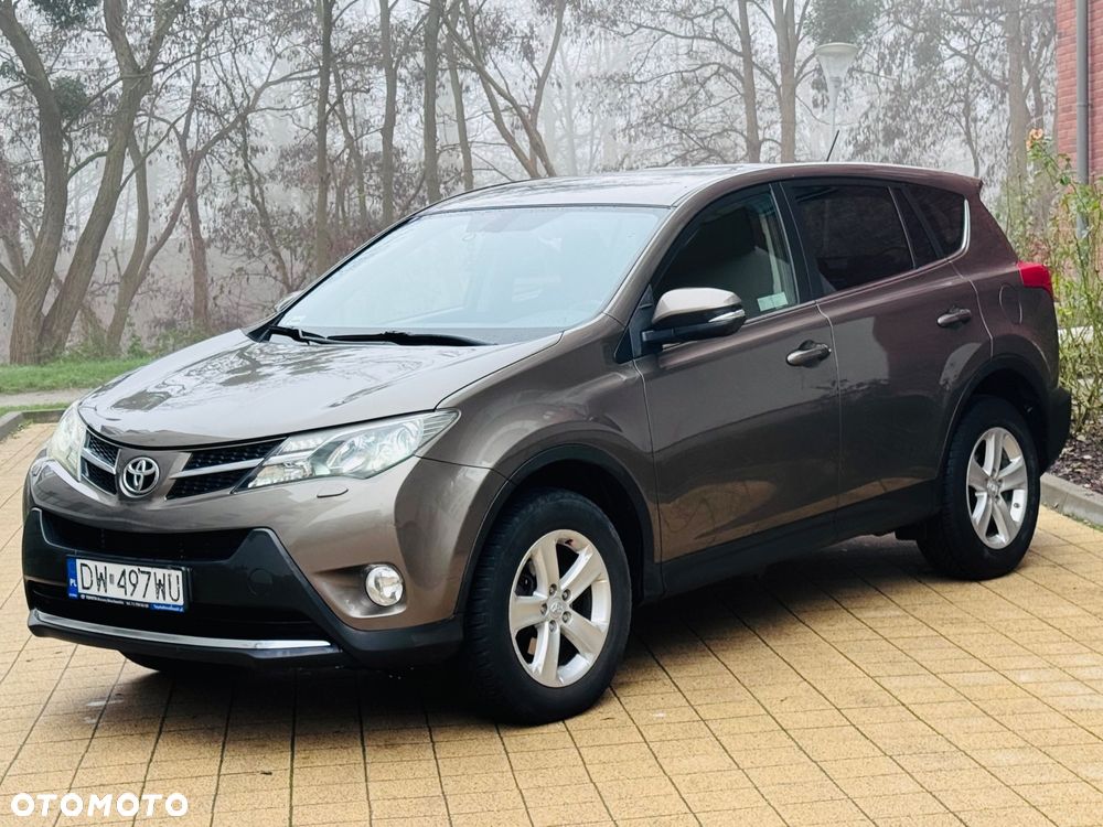 Toyota RAV4 2.0 D-4D Premium 4x2 - 5