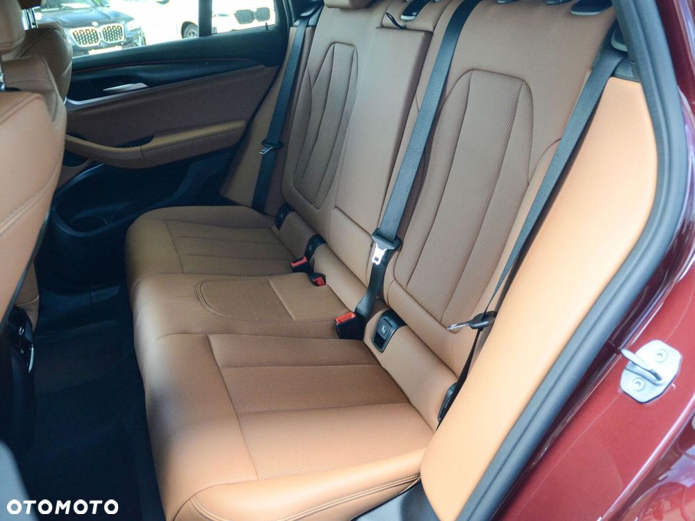 BMW X4 - 35