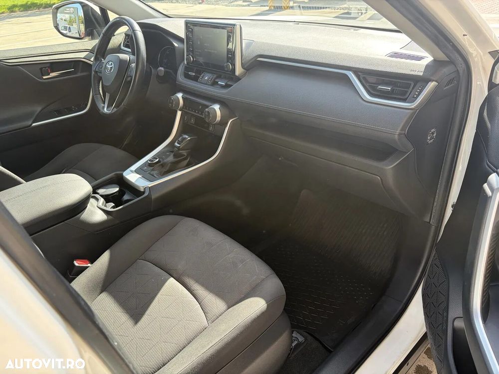 Toyota RAV4 - 14