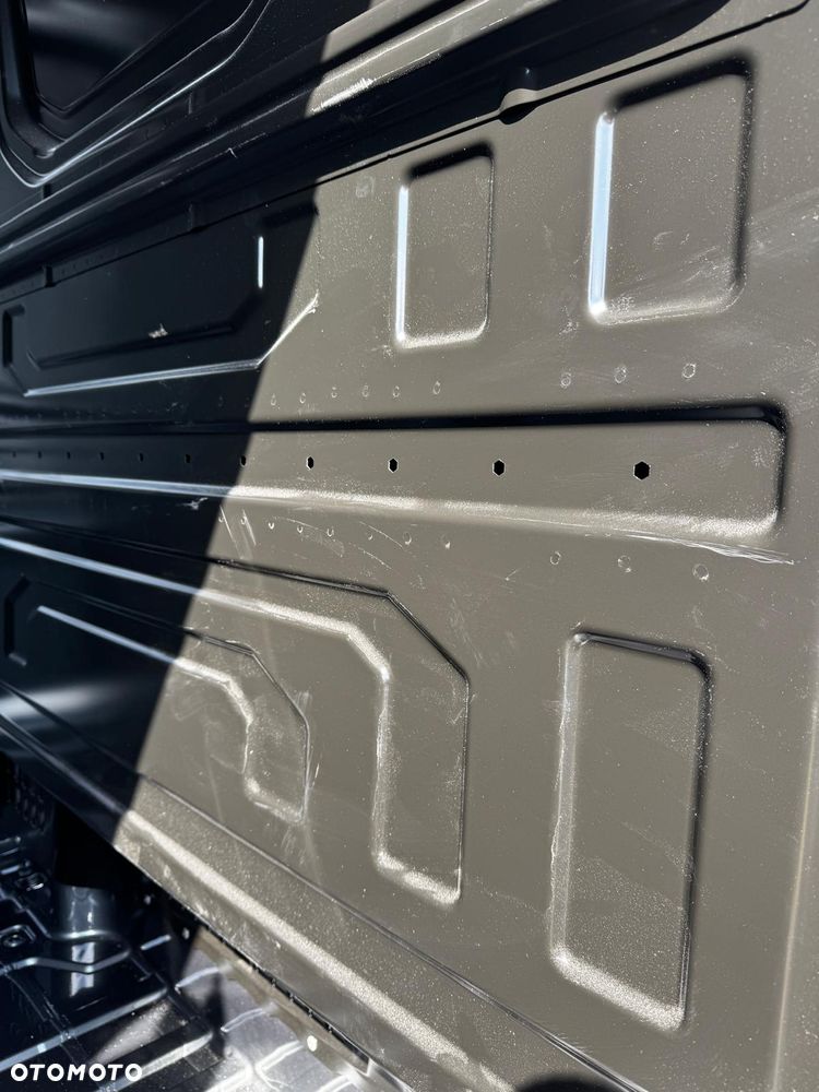 Volkswagen Crafter 35 Furgon 2.0TDi manual 177KM EU6 SCR - 11