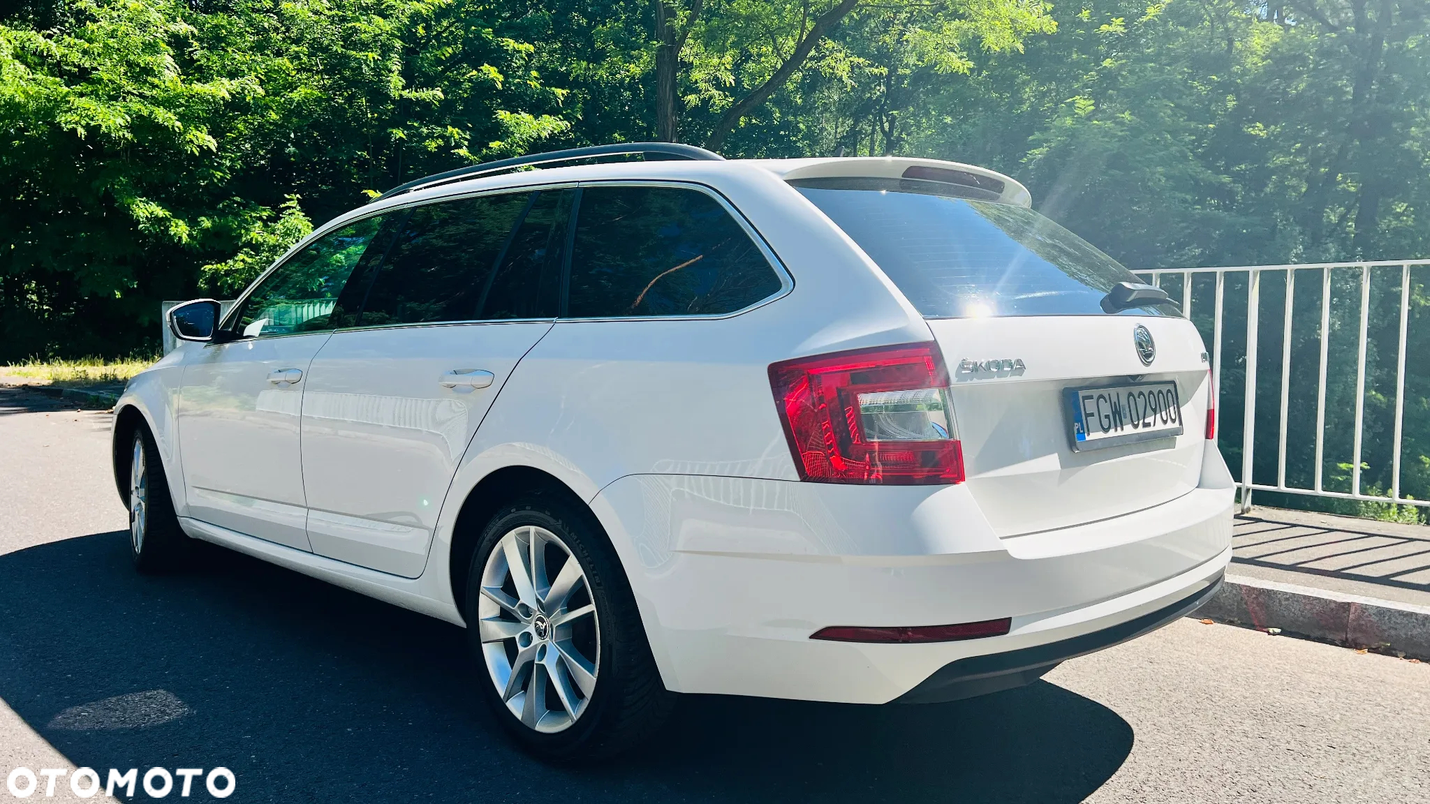 Skoda Octavia 2.0 TDI Style - 8