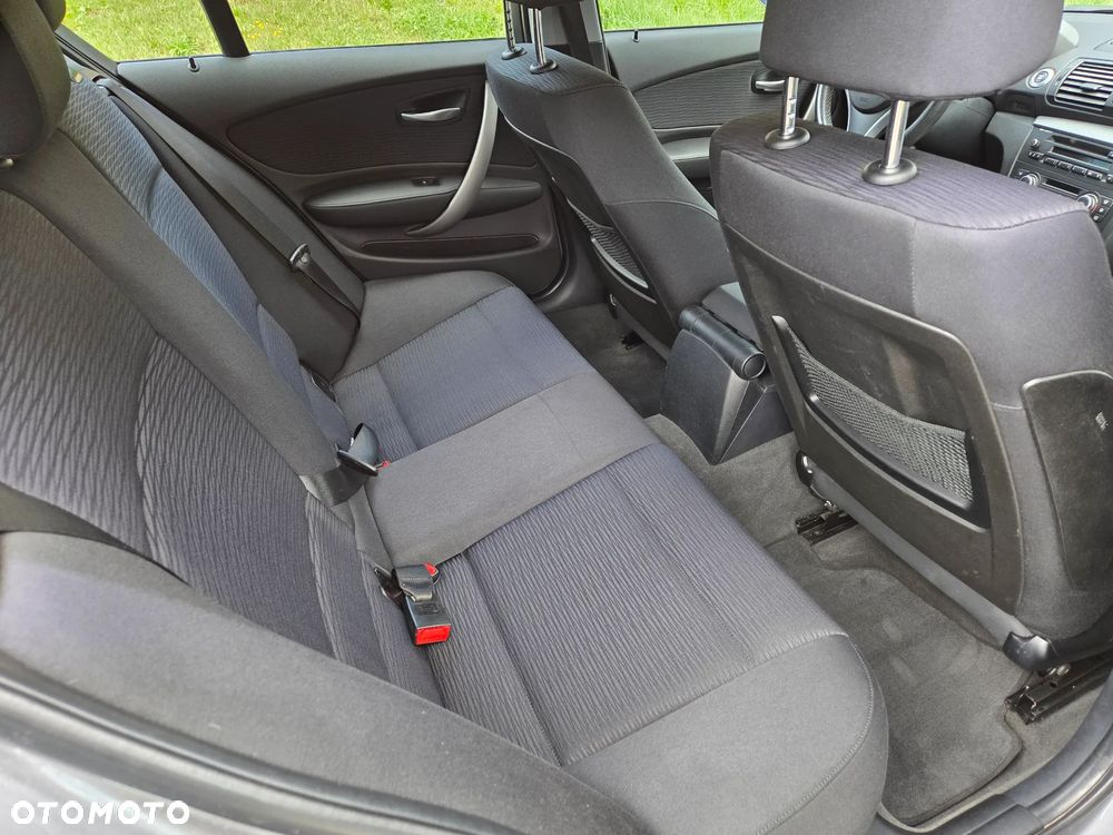 BMW Seria 1 118d - 9