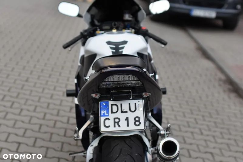 Honda CBR - 18