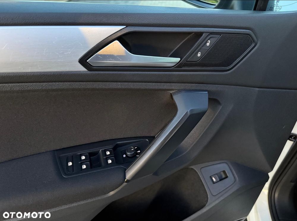 Volkswagen Tiguan 2.0 TDI SCR 4Motion (BlueMotion Techn.) DSG Comfortline - 16