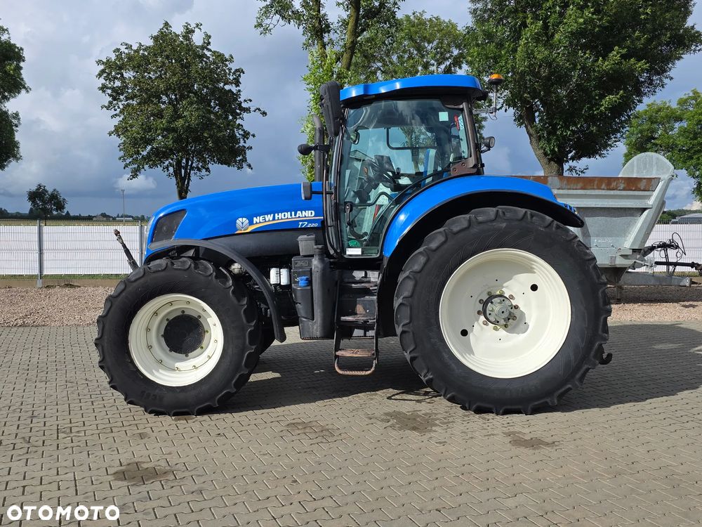 New Holland T7.220 PC 2015R WOM - 4
