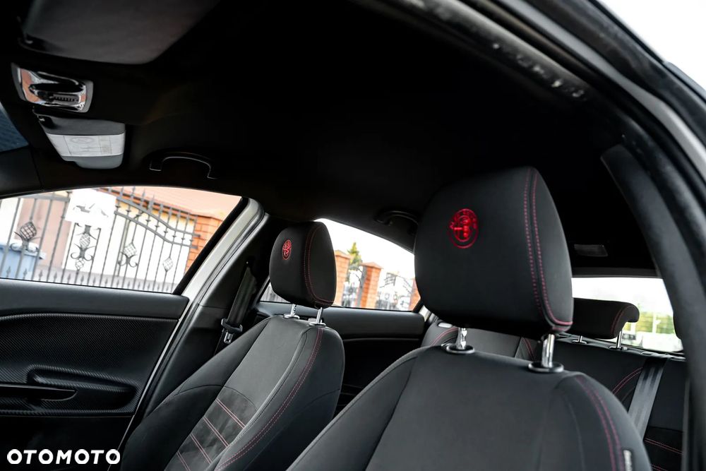 Alfa Romeo Giulietta 1.4 TB 16V Business - 27