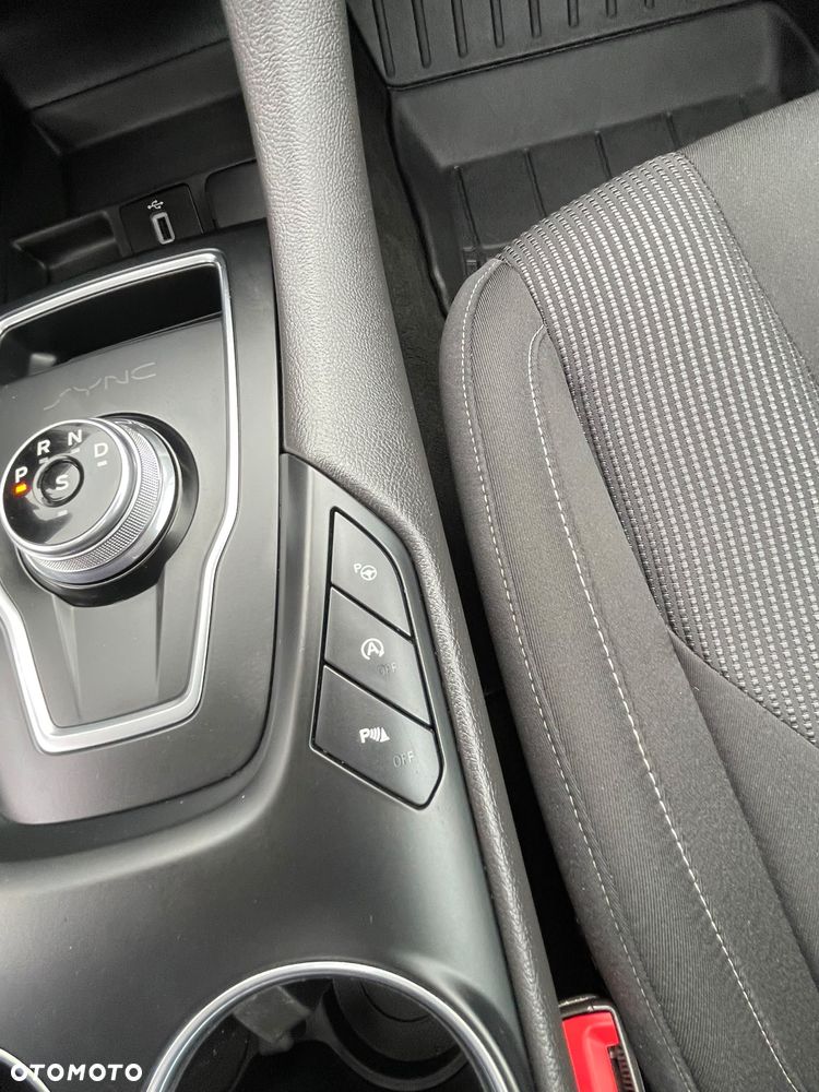 Ford Mondeo - 19