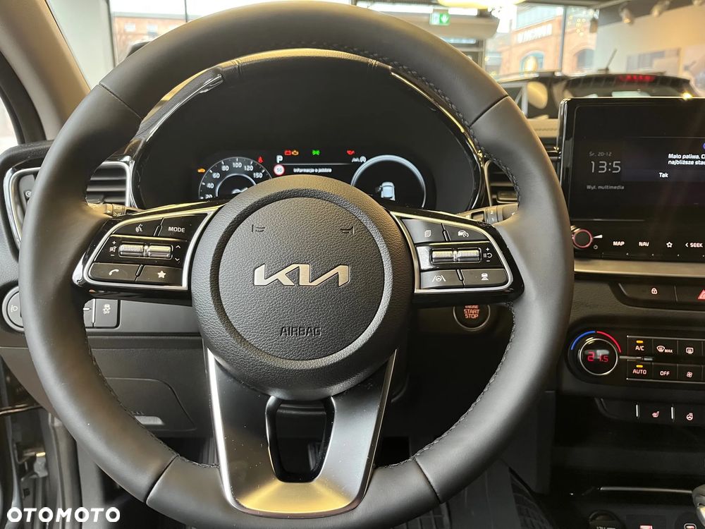 Kia XCeed 1.5 T-GDI Business Line DCT - 13