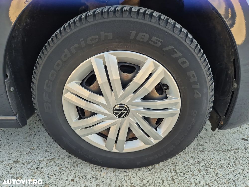 Volkswagen Polo 1.0 MPI Base - 23