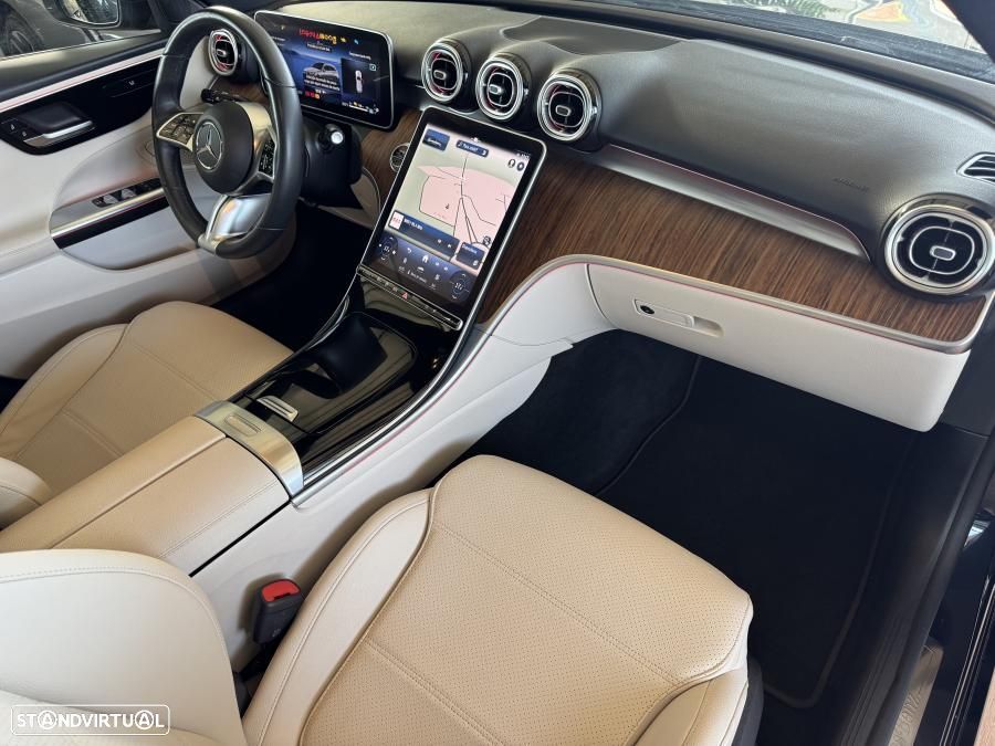 Mercedes-Benz C 300 e T 9G-TRONIC Avantgarde - 29