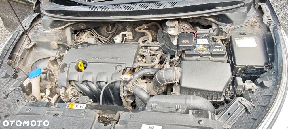 Kia Ceed 1.4 L - 15