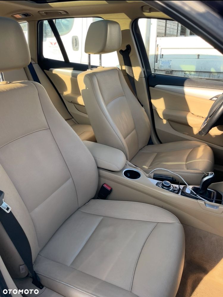 BMW X1 xDrive28i - 14