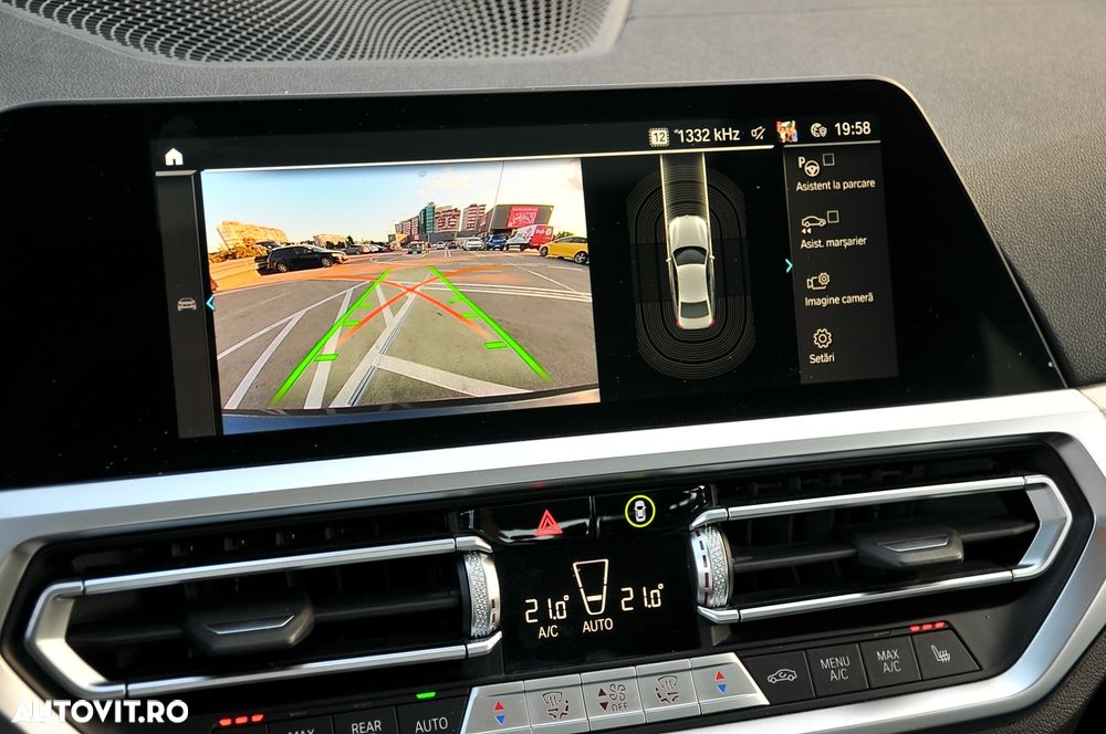 BMW Seria 3 320d xDrive AT - 9