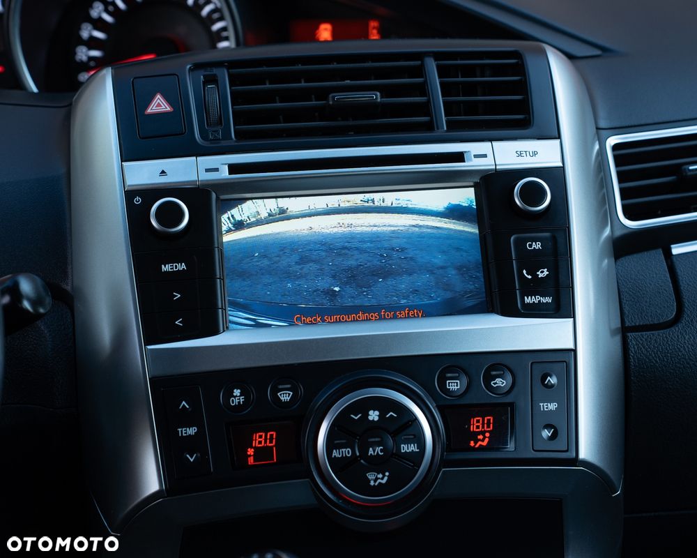 Toyota Verso 1.8 7-Sitzer Executive - 17