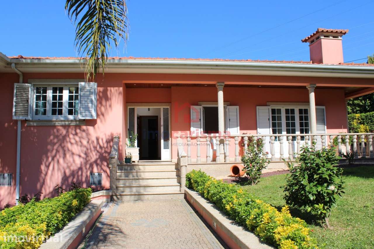 Moradia T3 Térrea em São Tomé de Negrelos, Santo Tirso - Grande imagem: 2/60