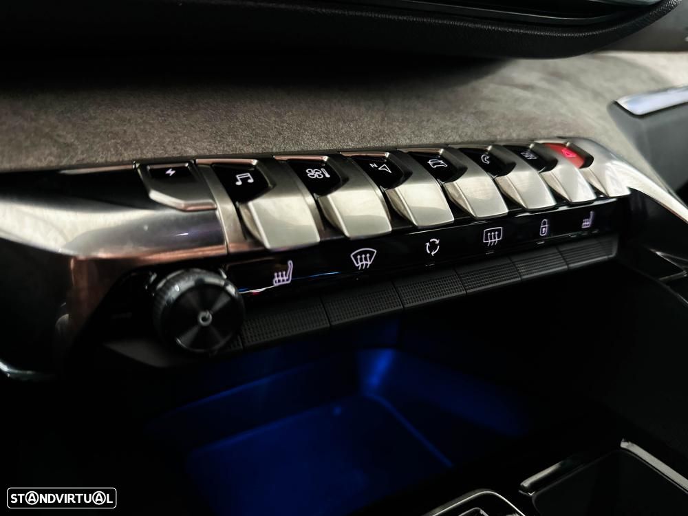 Peugeot 3008 1.6 Hybrid GT Pack e-EAT8 - 49