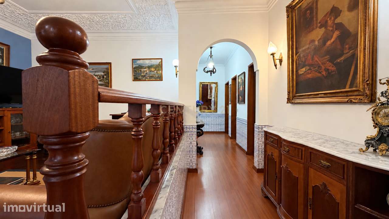 Moradia T6 em Moita, Setúbal com Jardim e Garagem | Usufruto 6 anos - Grande imagem: 4/48