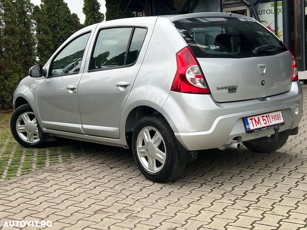 Dacia Sandero 1.2 16V - 8