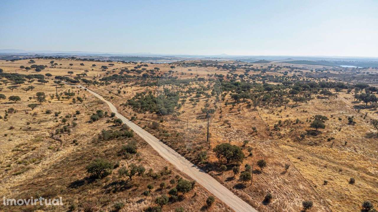 Terreno  para venda - Grande imagem: 2/25