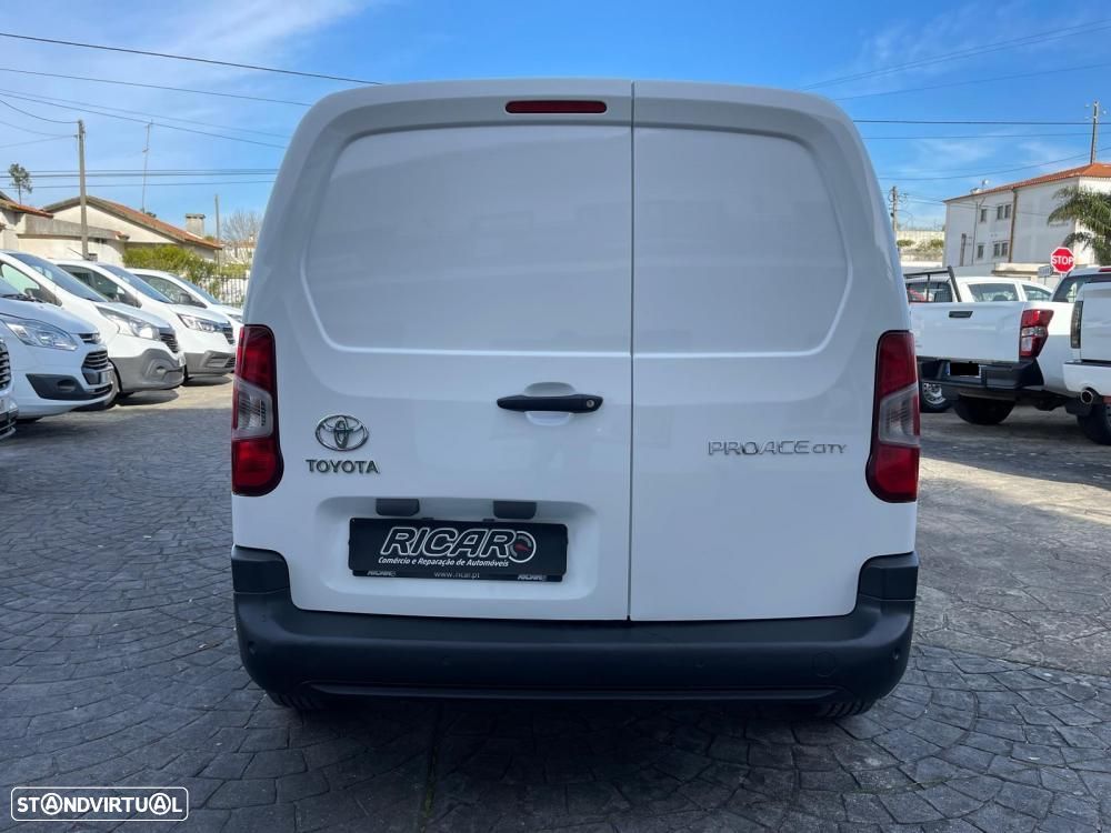 Toyota Proace PROACE CITY 1.5 D-4D (102CV) - 10