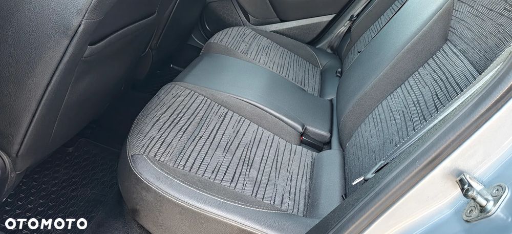 Opel Astra 1.4 Turbo Cosmo - 24