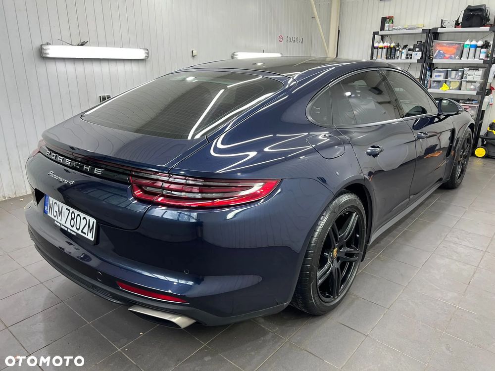 Porsche Panamera 4 - 4