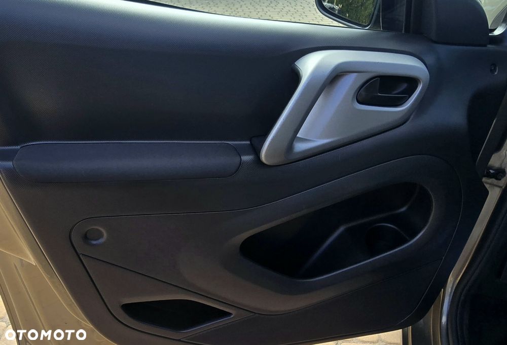 Citroën Berlingo Multispace BlueHDi 100 S&S ETG6 SHINE - 17