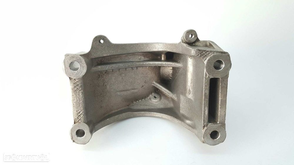 APOIO DO MOTOR VOLKSWAGEN TOUAREG (7LA) TDI V10 - 2