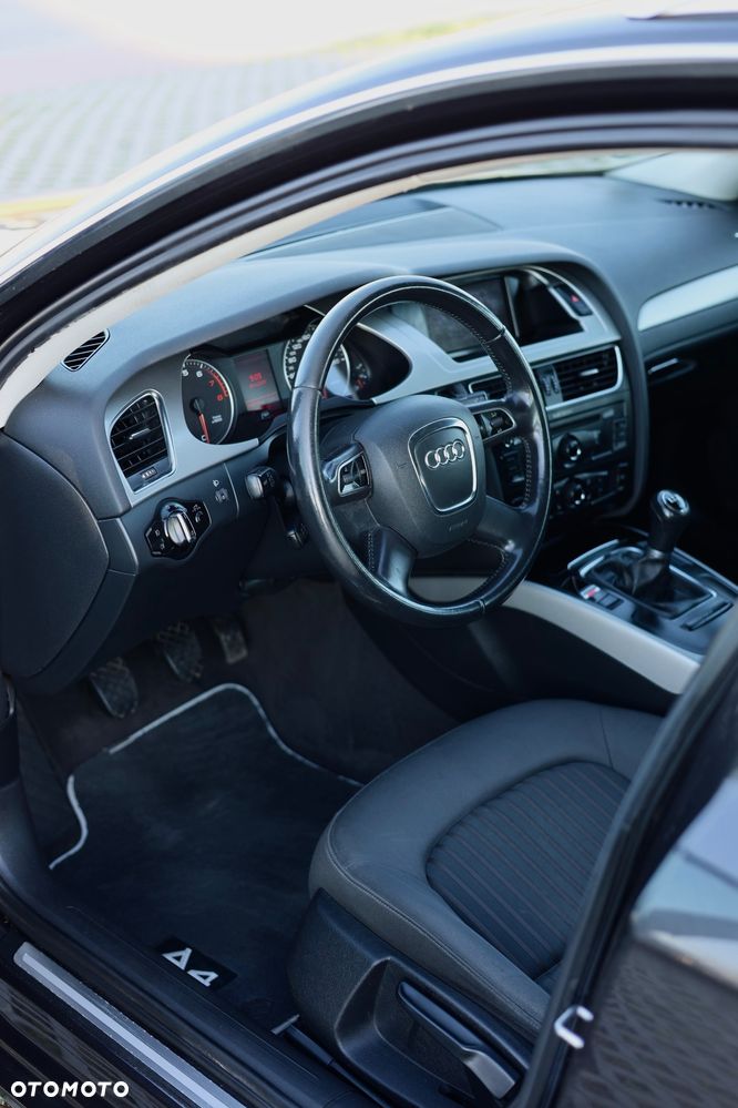 Audi A4 Avant 1.8T - 12