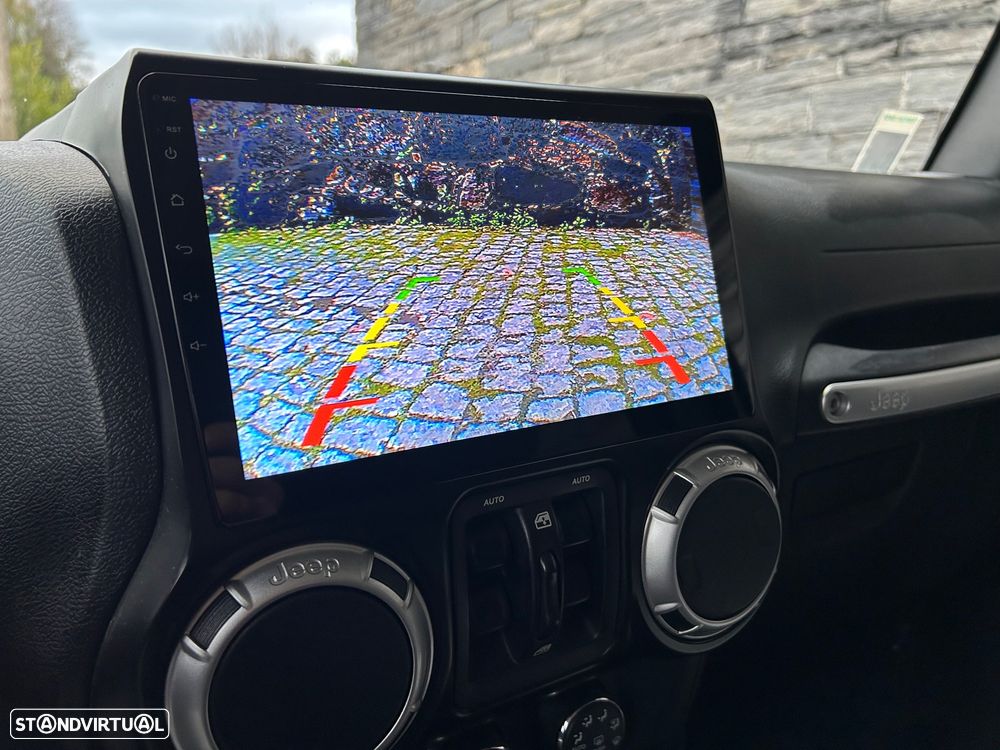 Jeep Wrangler Unlimited 2.8 CRD ATX Sahara Adventure Edition - 27