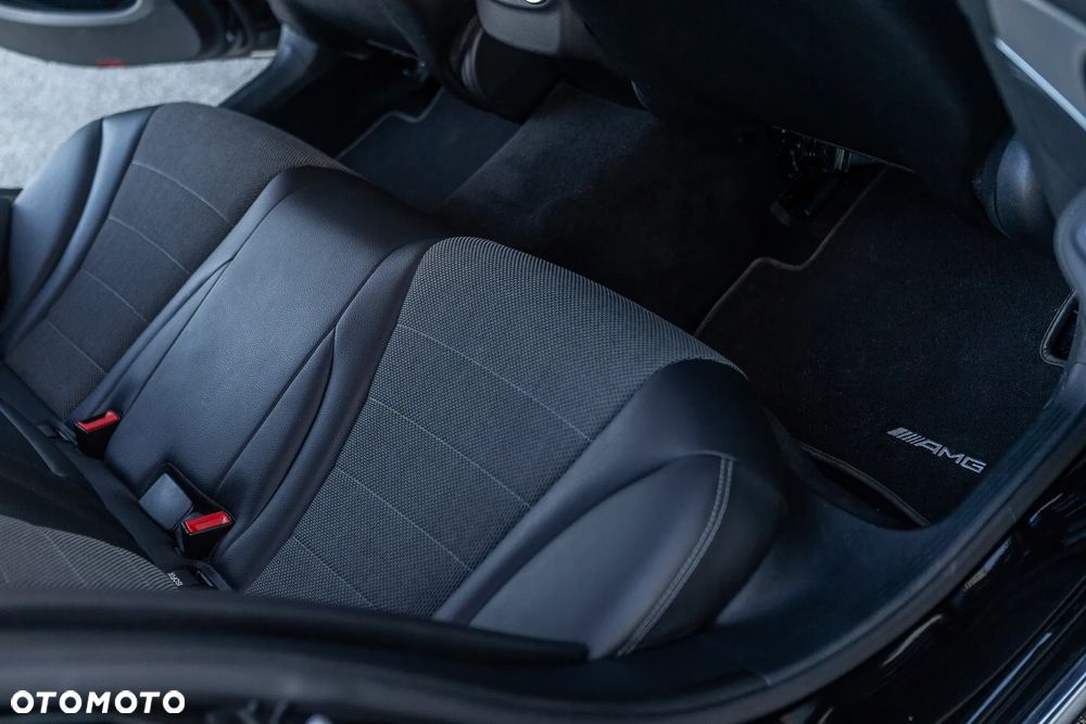 Mercedes-Benz Klasa C - 39