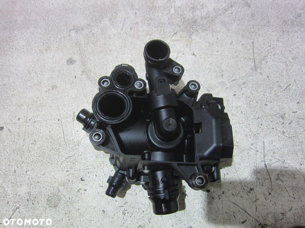 BMW X3 G01 B46 F30 F36 G20 TERMOSTAT OBUDOWA TERMOSTATU 11537644811 7644811 - 6