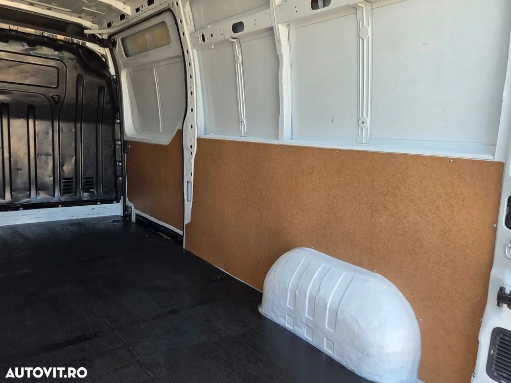 Renault New Master L3H2 - 13