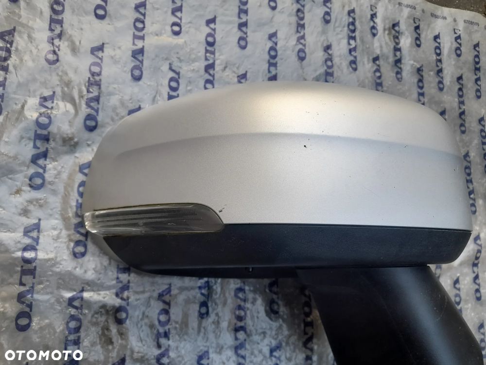 Lusterko prawe 14 pin R-design Volvo xc60 II 2019r uk - 2