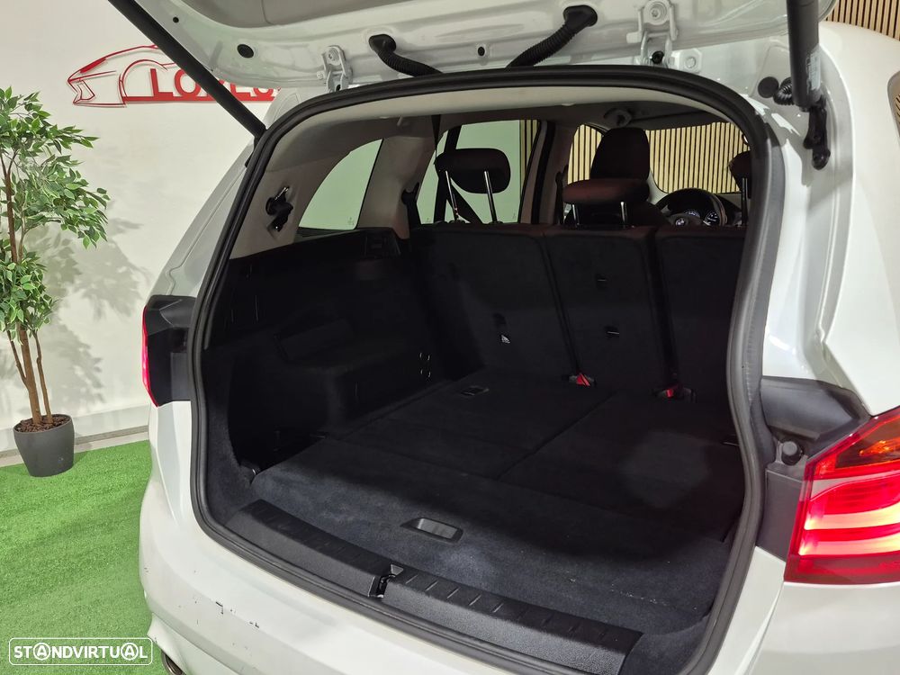 BMW 216 Gran Tourer i 7L Advantage — fotografia 19