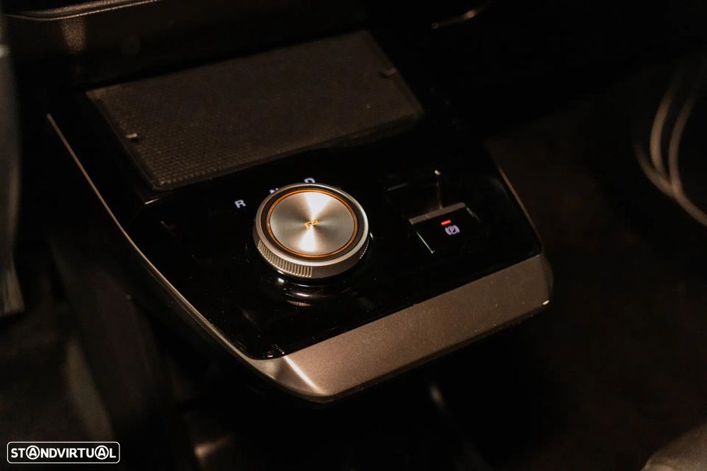 MG MG4 64 kWh Comfort - 23