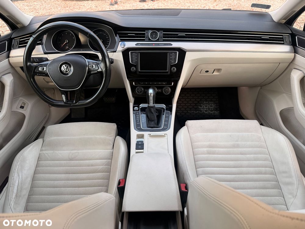Volkswagen Passat - 18