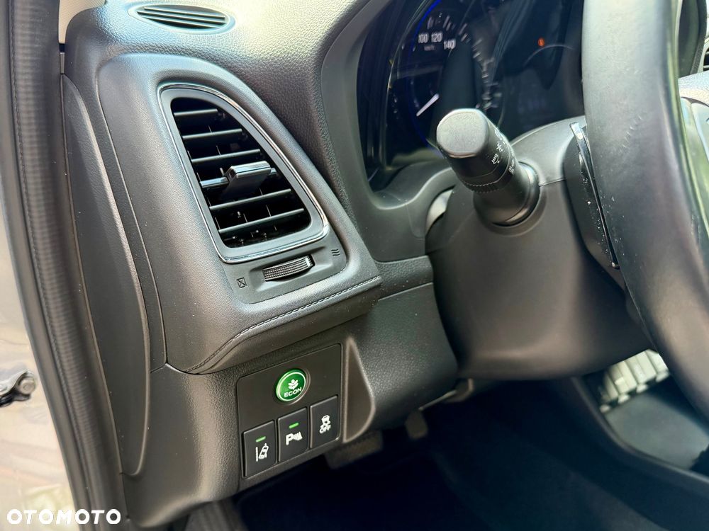 Honda HR-V 1.5 i-VTEC CVT Executive - 24