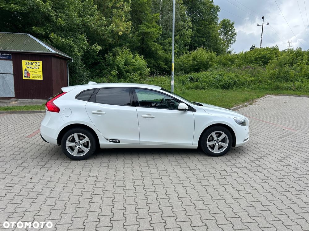 Volvo V40 D2 Kinetic - 5