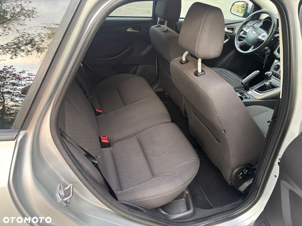 Ford Focus 1.6 TDCi DPF Start-Stopp-System SYNC Edition - 14