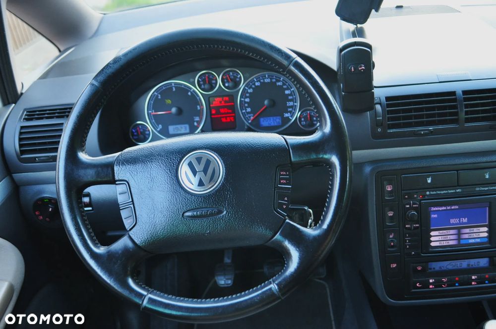 Volkswagen Sharan 2.0 TDI Exclusive Edition - 11