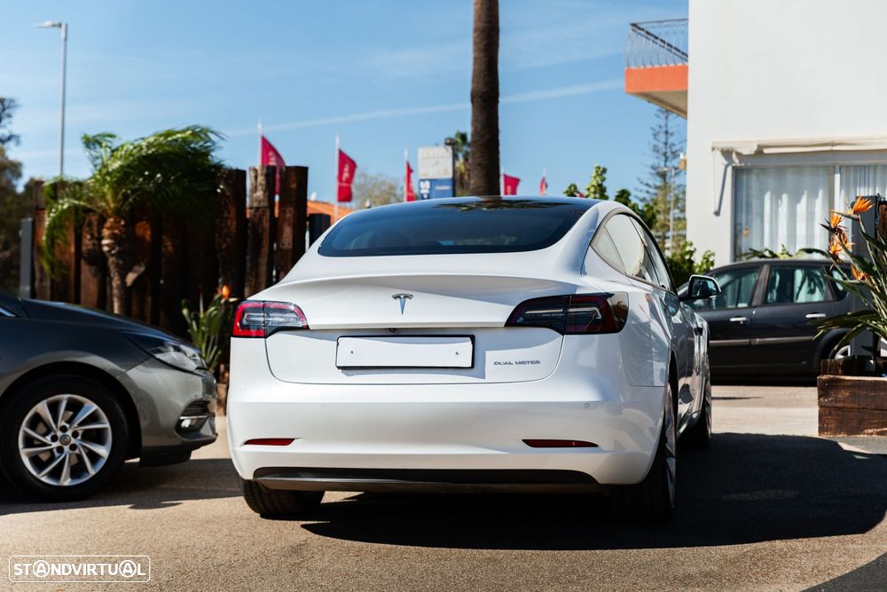 Tesla Model 3 2021 photo 4