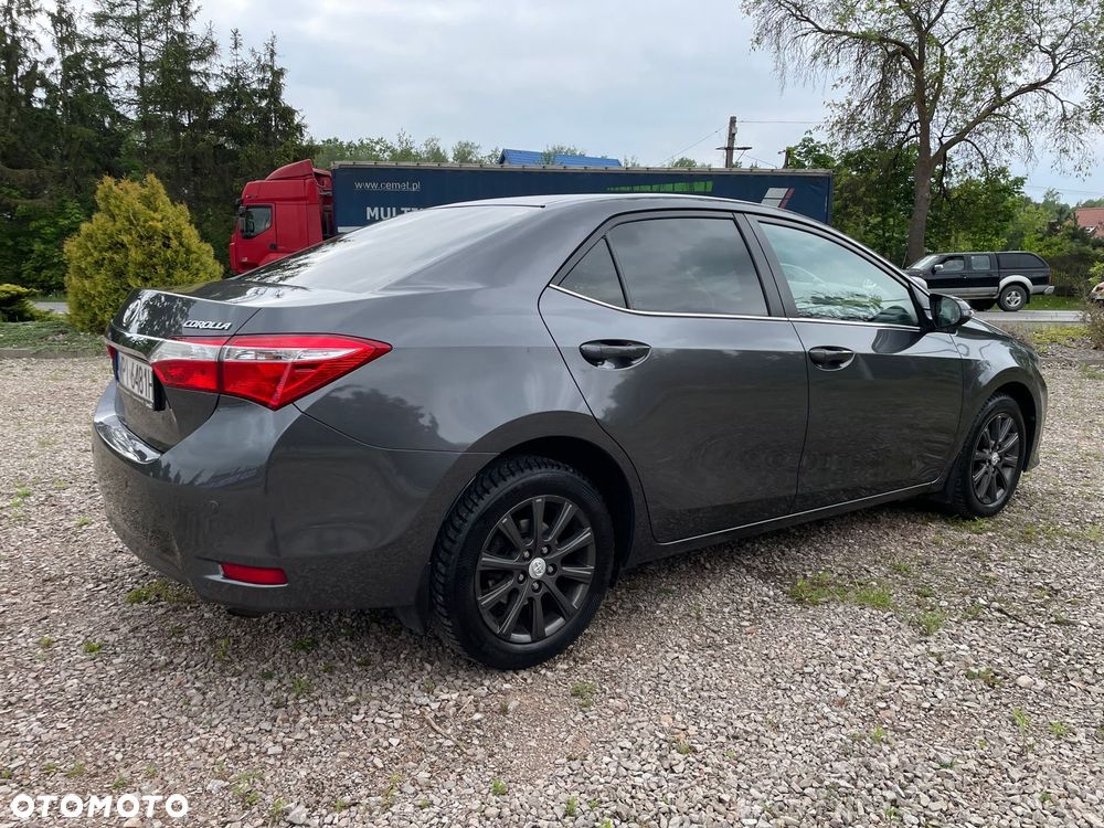 Toyota Corolla 1.6 Premium - 10