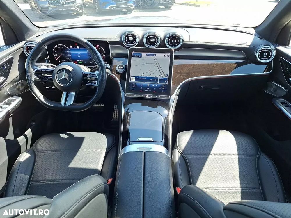 Mercedes-Benz GLC 300 e 4MATIC PHEV - 13